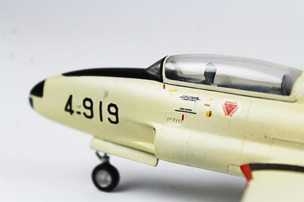 1/72 T-33A Shooting Star Hazır Uçak Maketi - Görsel 6