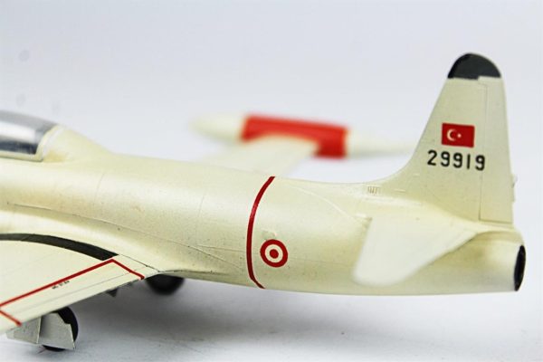 1/72 T-33A Shooting Star Hazır Uçak Maketi - Görsel 7