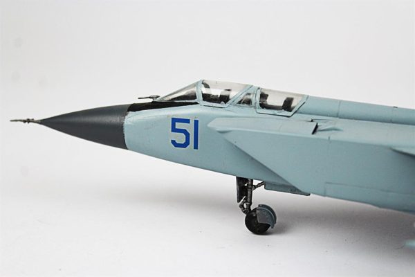 1/72 MIG-31 BS Foxhound Hazır Uçak Maketi - Görsel 7