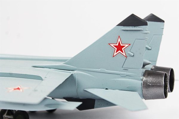 1/72 MIG-31 BS Foxhound Hazır Uçak Maketi - Görsel 8