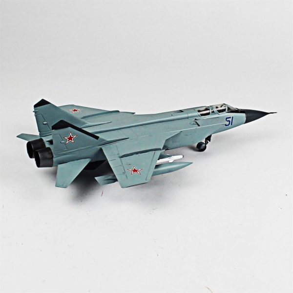 1/72 MIG-31 BS Foxhound Hazır Uçak Maketi - Görsel 4