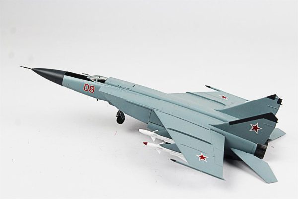 1/72 MIG-25 A Foxbot Hazır Uçak Maketi - Görsel 6