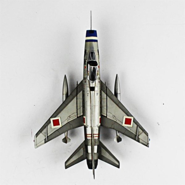 1/72 F-100D Super Sabre Hazır Uçak Maketi - Görsel 4