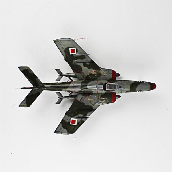 1/48 RF-84F Thunderflash Hazır Uçak Maketi - Görsel 5