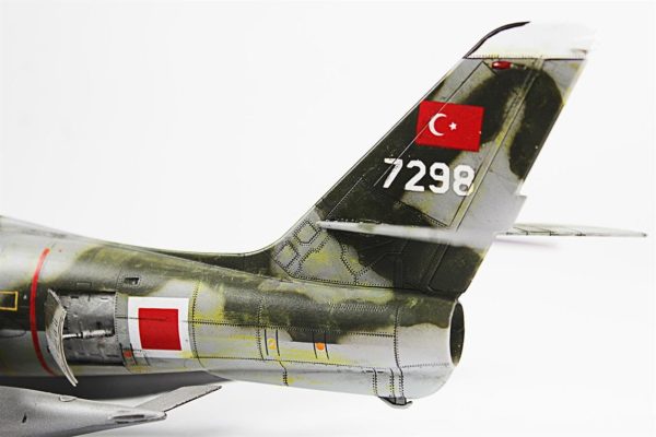 1/48 RF-84F Thunderflash Hazır Uçak Maketi - Görsel 8
