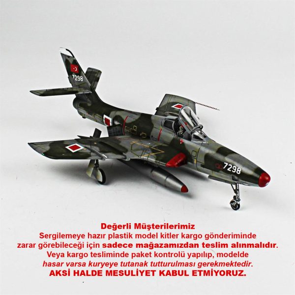 1/48 RF-84F Thunderflash Hazır Uçak Maketi
