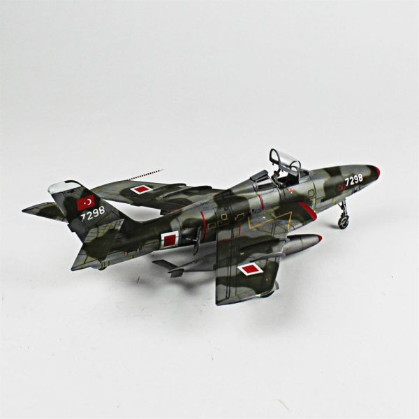 1/48 RF-84F Thunderflash Hazır Uçak Maketi - Görsel 4
