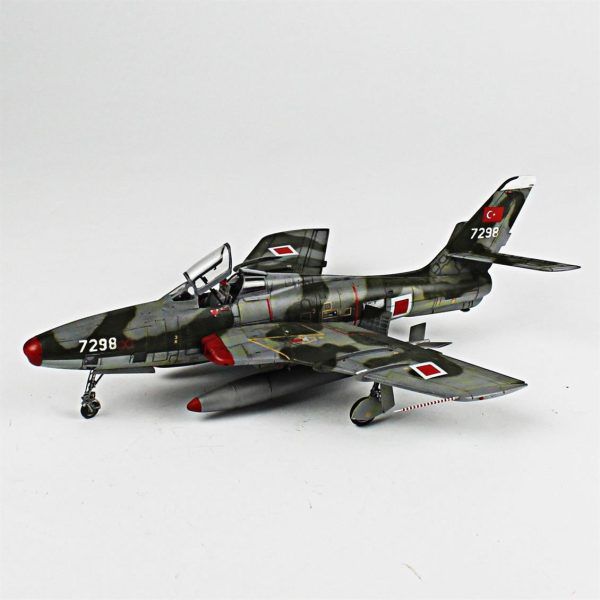 1/48 RF-84F Thunderflash Hazır Uçak Maketi - Görsel 2