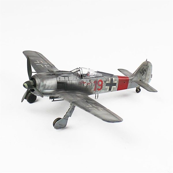 1/48 Focke-Wulf 190 A-6 Hazır Uçak Maketi - Görsel 2
