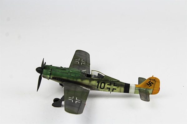 1/48 Focke-Wulf 190 D-9 Hazır Uçak Maketi - Görsel 6