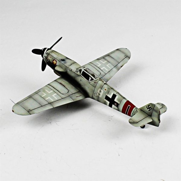 1/48 Messerschmitt Bf 109 G-10 Hazır Uçak Maketi - Görsel 3