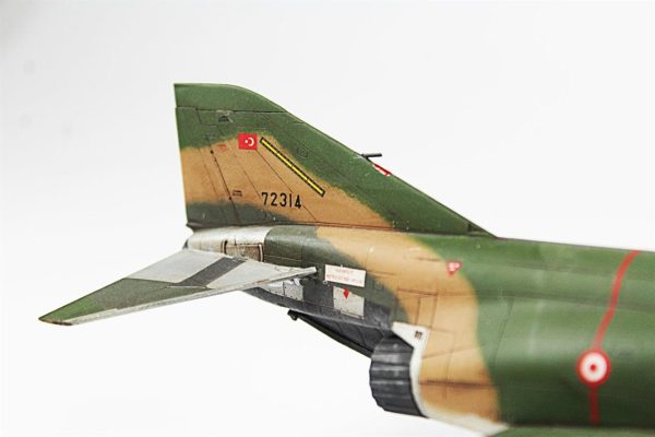 1/72 RF-4E Phantom II Hazır Uçak Maketi - Görsel 8