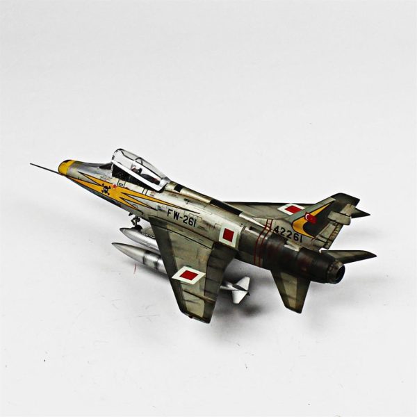 1/72 F-100F Super Sabre Hazır Uçak Maketi - Görsel 3