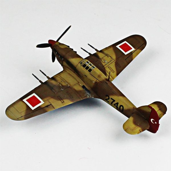 1/72 Hurricane Mk.II Hazır Uçak Maketi - Görsel 3