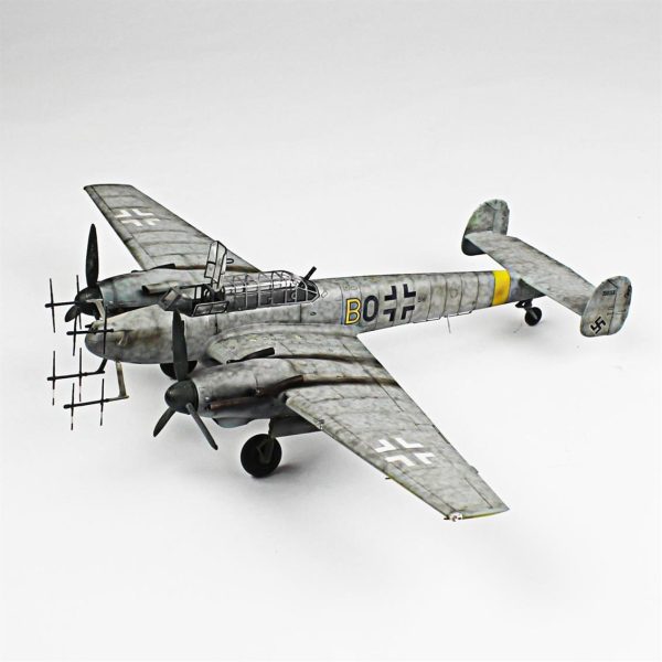 1/48 Messerschmitt Bf 110 G Hazır Uçak Maketi - Görsel 2