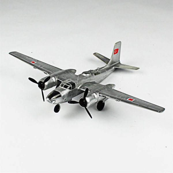 1/72 A-26C Invader Hazır Uçak Maketi - Görsel 2