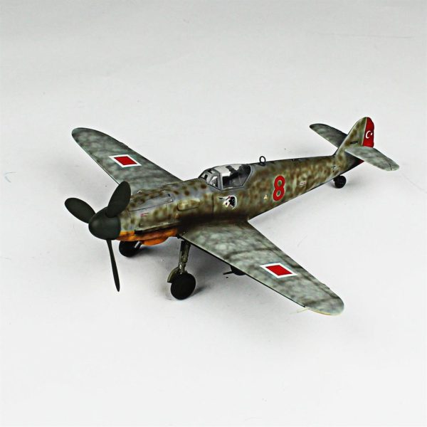 1/72 Messerschmitt Bf 190 F-Whiff Hazır Uçak Maketi - Görsel 2