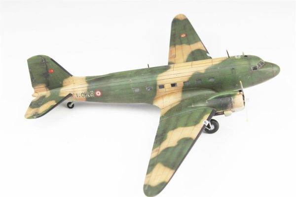 1/72 C-47A Dakota Hazır Uçak Maketi - Görsel 6