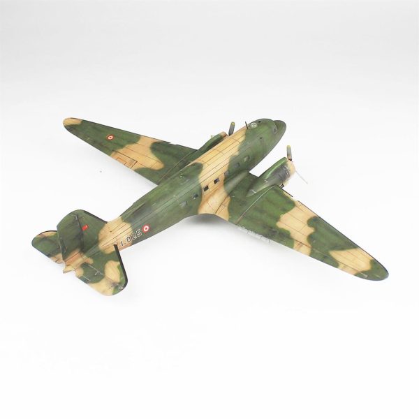 1/72 C-47A Dakota Hazır Uçak Maketi - Görsel 4