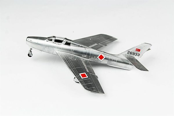 1/72 F-84F Thunderstreak Hazır Uçak Maketi - Görsel 6