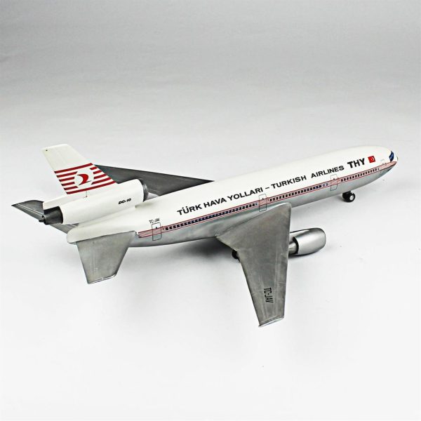 1/144 DC-10 Hazır Uçak Maketi - Görsel 4