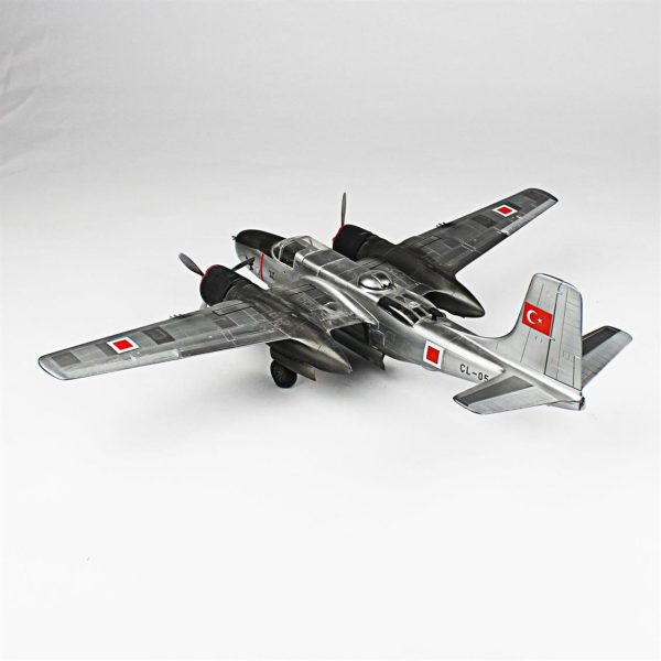 1/48 A-26B Invader Hazır Uçak Maketi - Görsel 3