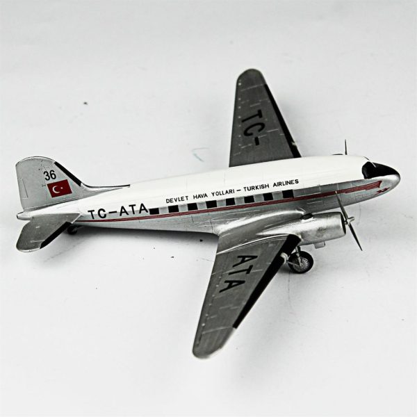 1/144 DC-3 Hazır Uçak Maketi - Görsel 4