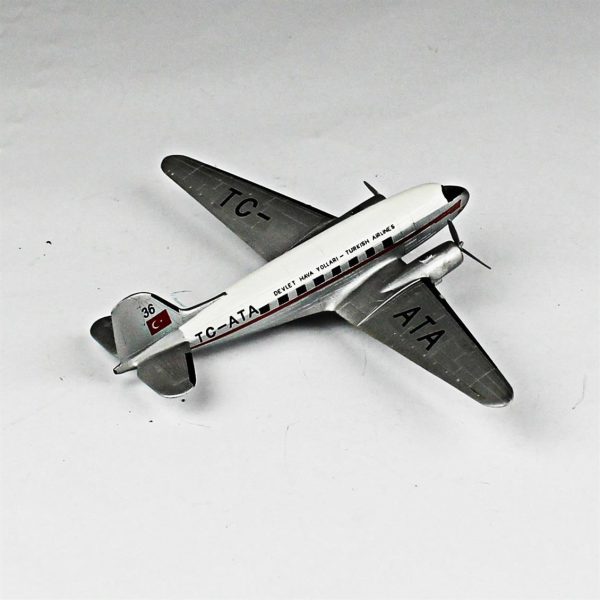 1/144 DC-3 Hazır Uçak Maketi - Görsel 3