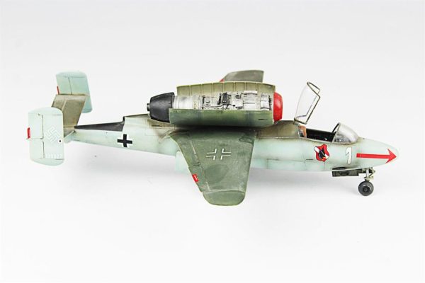 1/48 HE-162 Hazır Uçak Maketi - Görsel 5