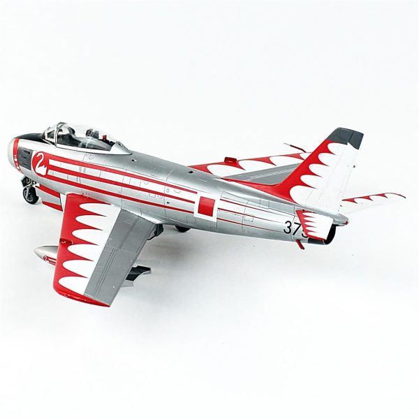 1/48 F-86E Sabre (Uçan Kuğular) Hazır Savaş Uçağı Modeli - Görsel 3