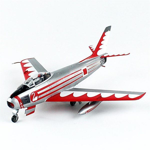1/48 F-86E Sabre (Uçan Kuğular) Hazır Savaş Uçağı Modeli - Görsel 2