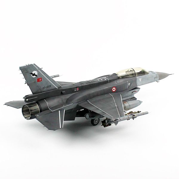 F-16D Savaşan ŞahinYarasa Filo Akrilik Camekanlı Hazır Uçak Modeli - Görsel 4