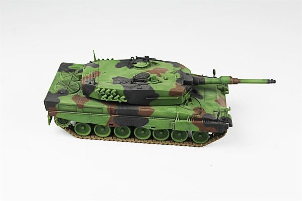 1/35 Leopard 2A4 Esci Hazır Tank Maketi - Görsel 5