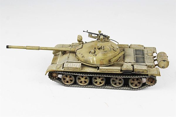 1/35 T-55 Italeri Hazır Tank Maketi - Görsel 6