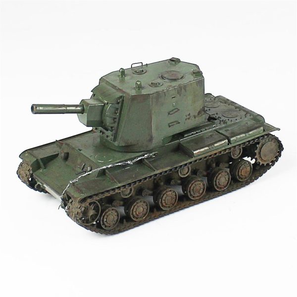 1/35 KV-2 Zvezda Hazır Tank Maketi - Görsel 2
