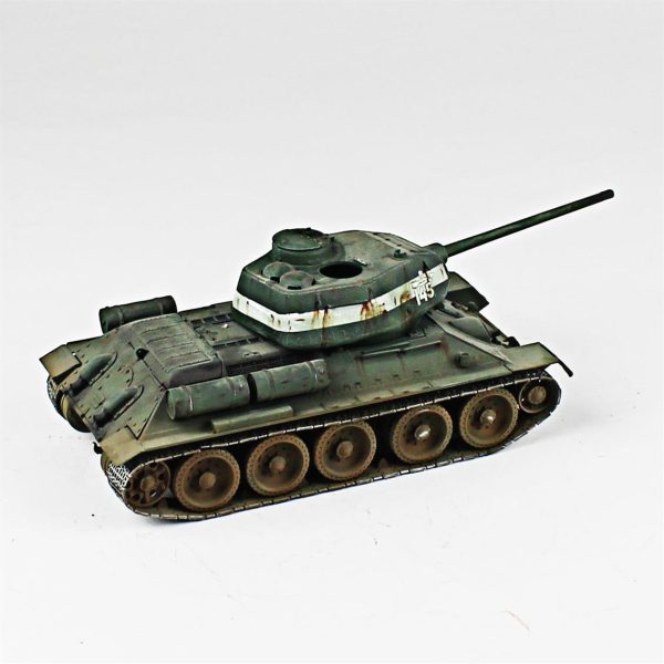 1/35 T-34/85 Tamiya Hazır Tank Maketi - Görsel 4