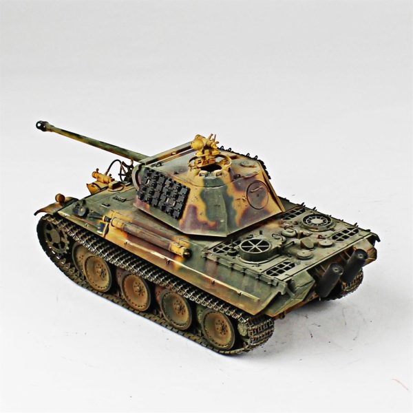 1/35 Panther Tamiya Hazır Tank Maketi - Görsel 3