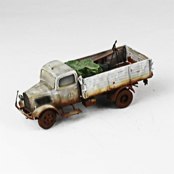 1/35 Mercedes-Benz Kamyon Italeri Hazır Tank Maketi - Görsel 2