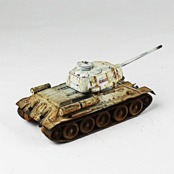 1/35 T-34/85 Tamiya Hazır Tank Maketi - Görsel 4