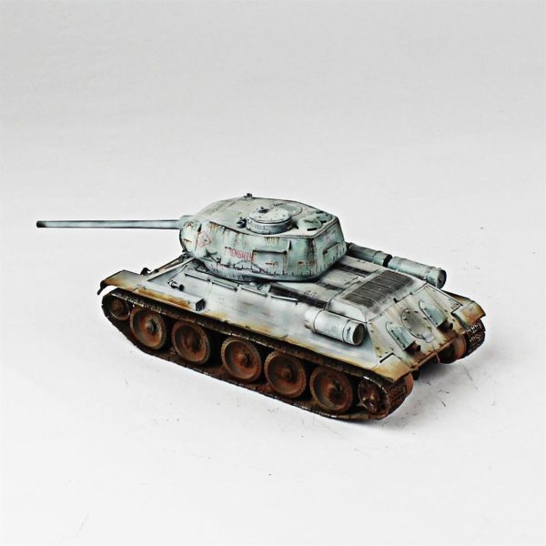 1/35 T-34/85 Tamiya Hazır Tank Maketi - Görsel 3