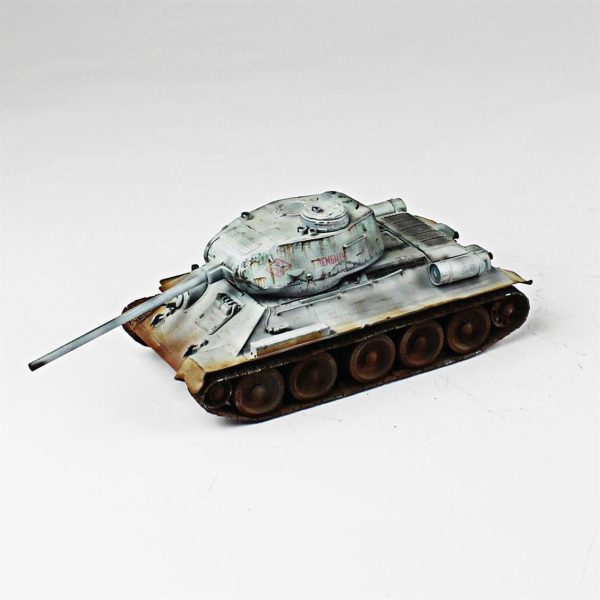 1/35 T-34/85 Tamiya Hazır Tank Maketi - Görsel 2