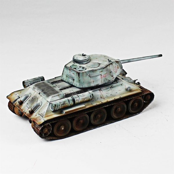 1/35 T-34/85 Tamiya Hazır Tank Maketi - Görsel 4