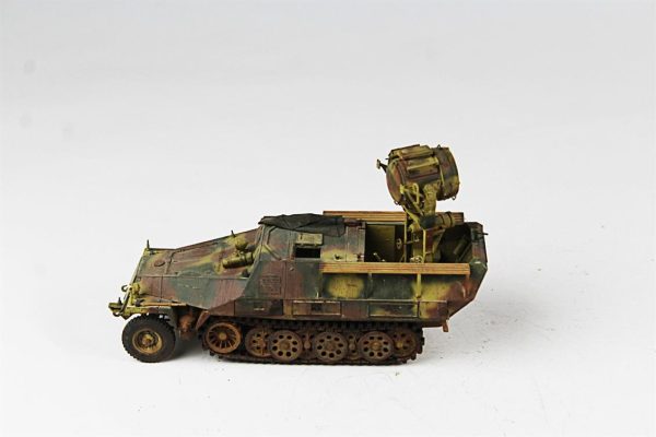 1/35 Sdkfz 251/20 UHU AFV Club Hazır Tank Maketi - Görsel 7