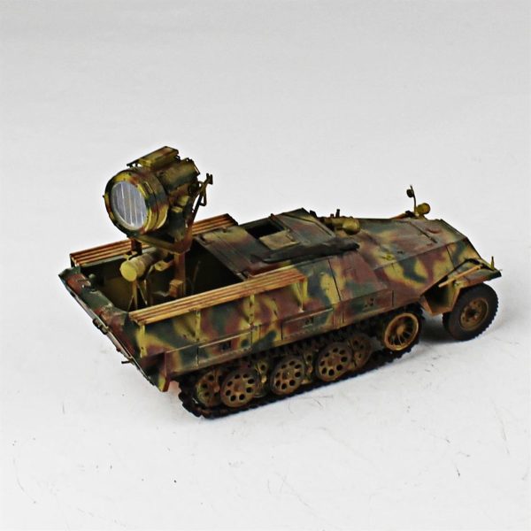 1/35 Sdkfz 251/20 UHU AFV Club Hazır Tank Maketi - Görsel 4