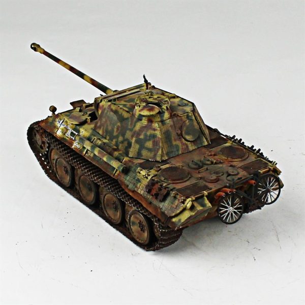 1/35 Panther Tamiya Hazır Tank Maketi - Görsel 3