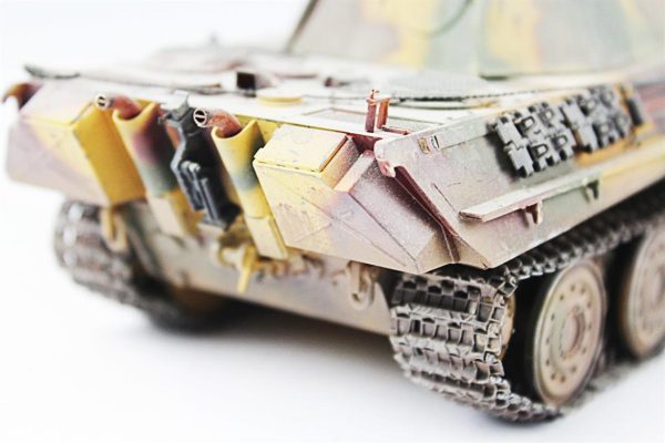 1/35 Panther Tamiya Hazır Tank Maketi - Görsel 6