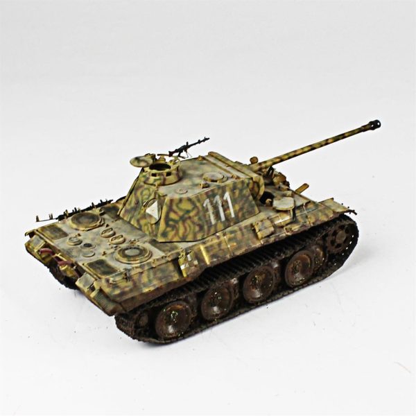 1/35 Zimmeritli Panther Italeri Hazır Tank Maketi - Görsel 4