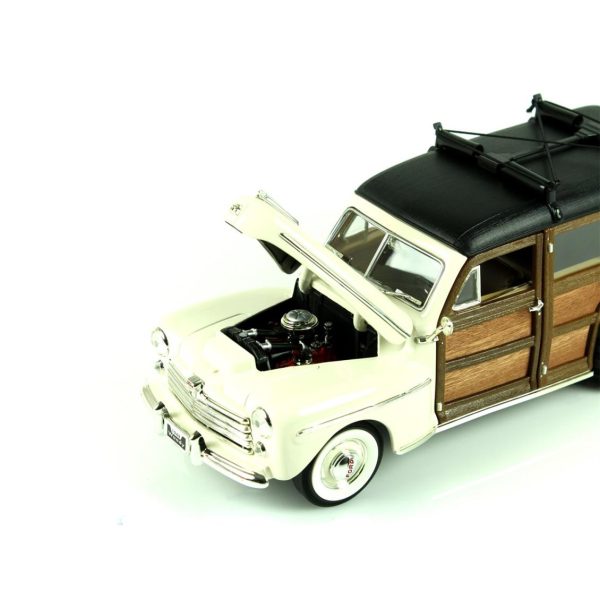 1/18 1948 Ford Woody Cream Diecast Araba, Road Signature 20028 - Görsel 3