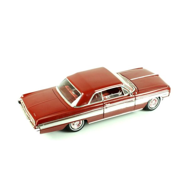 1/18 1962 Oldsmobile Starfire Carnet Diecast Araba, Road Signature 20208 - Görsel 2