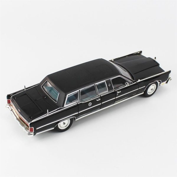 1/24 1972 Lincoln Continental Reagan Car Black Diecast Araba, Road Signature 24068 - Görsel 4